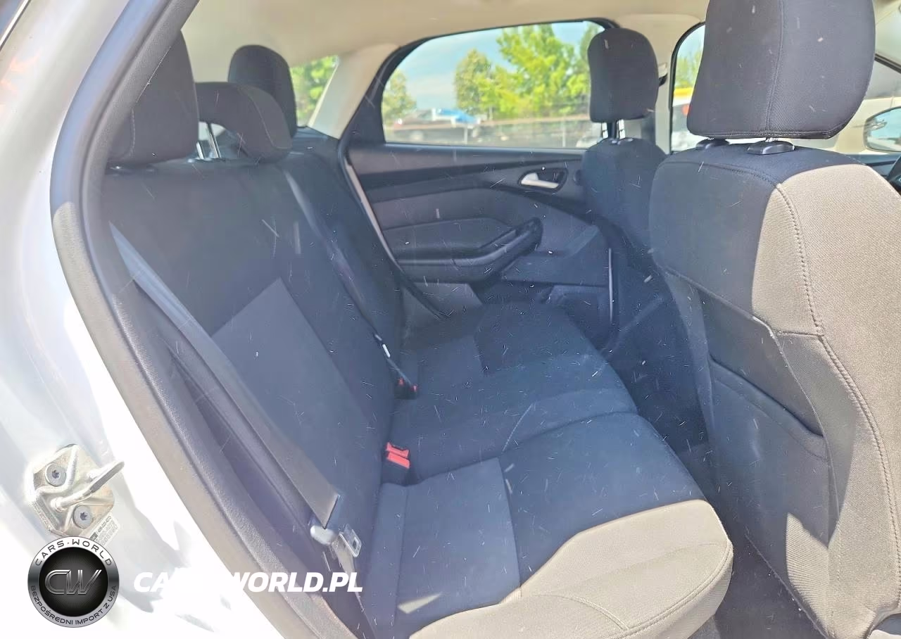 2017 Ford Focus Sel VIN:1FADP3M25HL264566 - 10