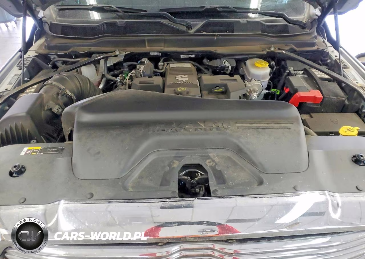 2024 Ram 3500 Laramie VIN:3C63R3JL0RG333781 - 11