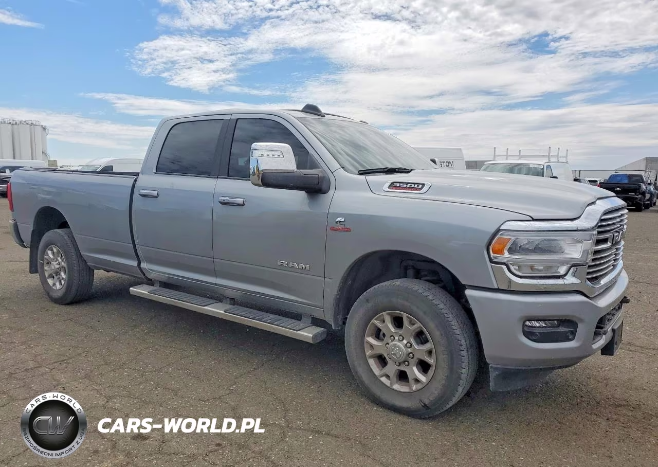 2024 Ram 3500 Laramie VIN:3C63R3JL0RG333781 - 4