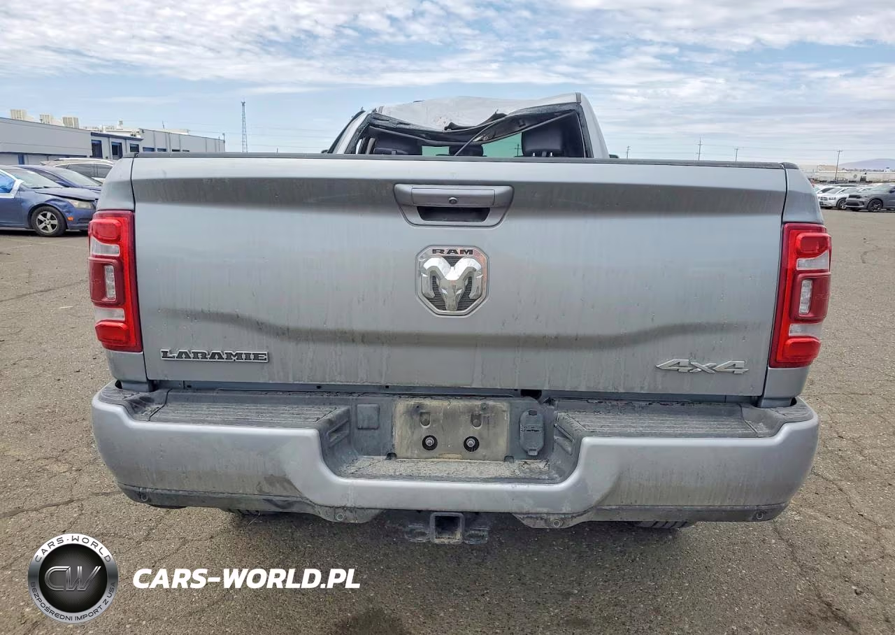 2024 Ram 3500 Laramie VIN:3C63R3JL0RG333781 - 6