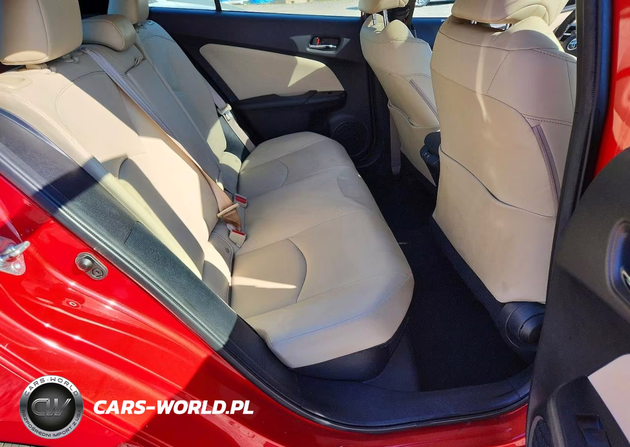 2022 Toyota Prius Limited VIN:JTDKAMFU8N3172290 - 10