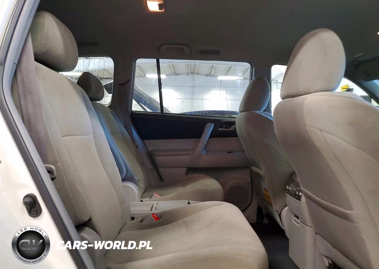 2013 Toyota Highlander Plus VIN:5TDBK3EH6DS226405 - 11