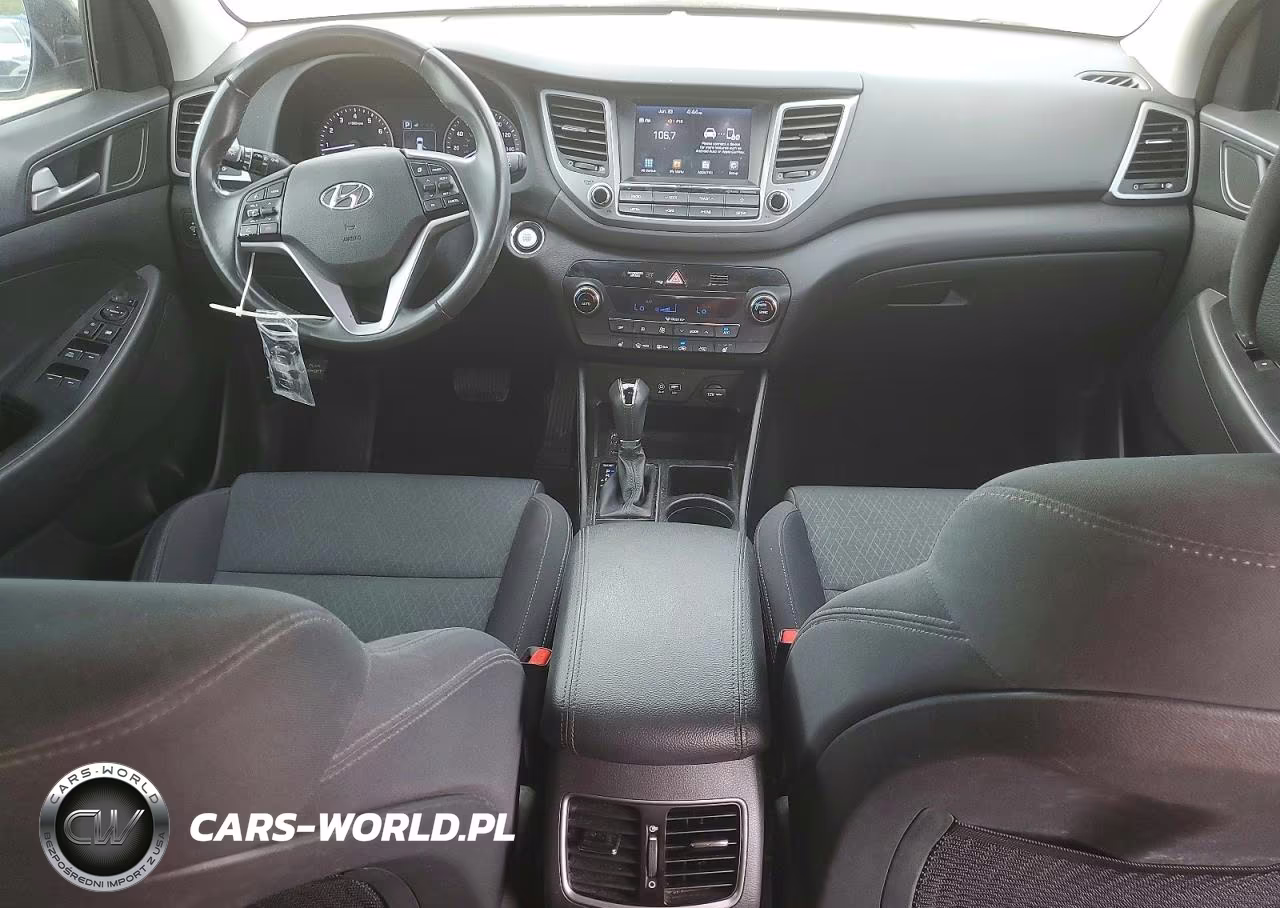 2018 Hyundai Tucson Value VIN:KM8J33A23JU810659 - 8