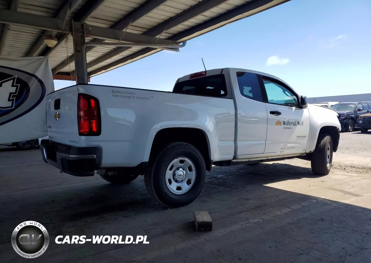 2017 Chevrolet Colorado VIN:1GCHSBEA8H1319338 - 3