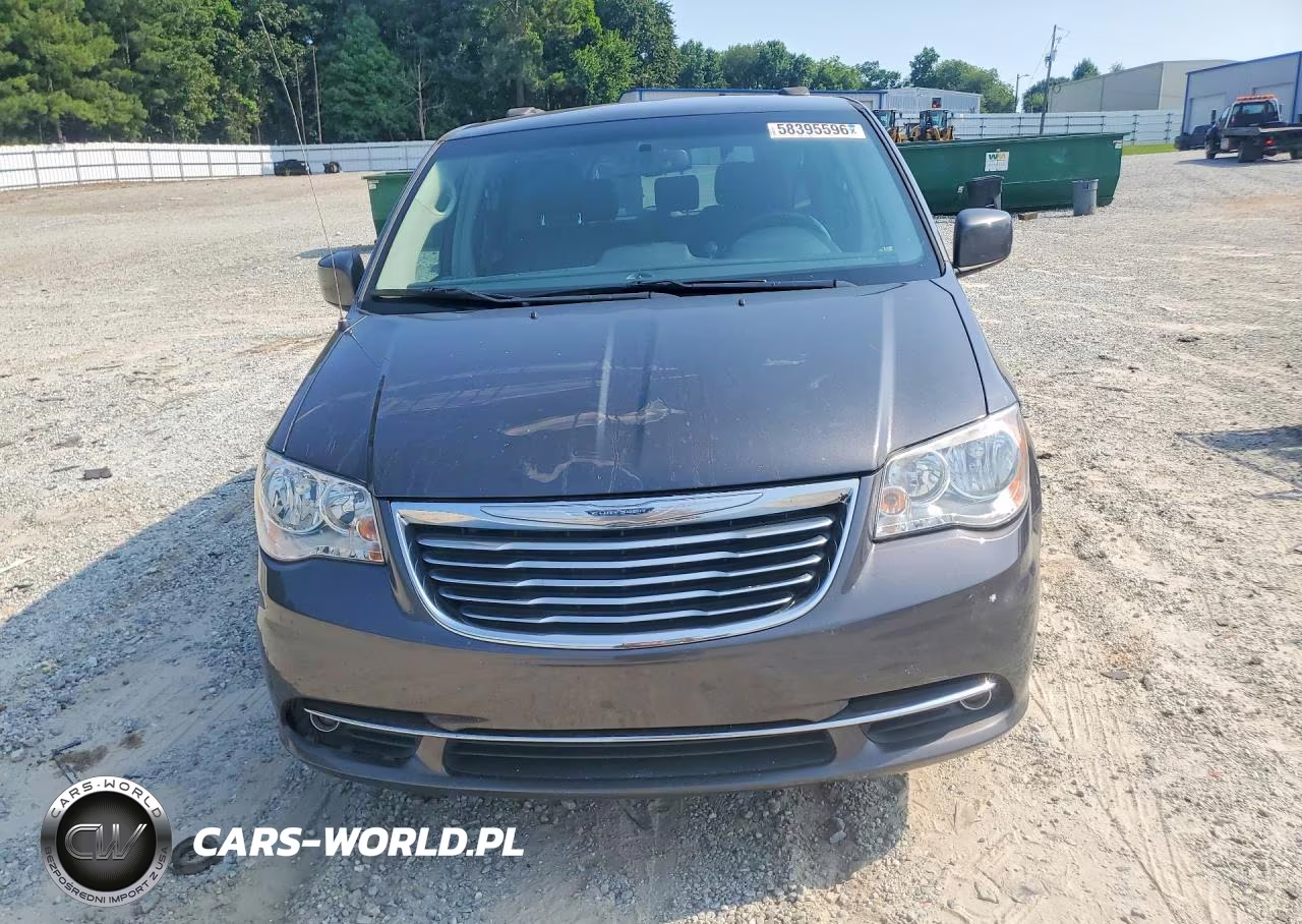 2015 Chrysler Town & Country Touring VIN:2C4RC1BG8FR751991 - 5