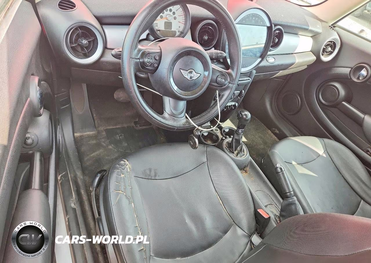 2013 Mini Cooper VIN:WMWSU3C5XDT682313 - 8