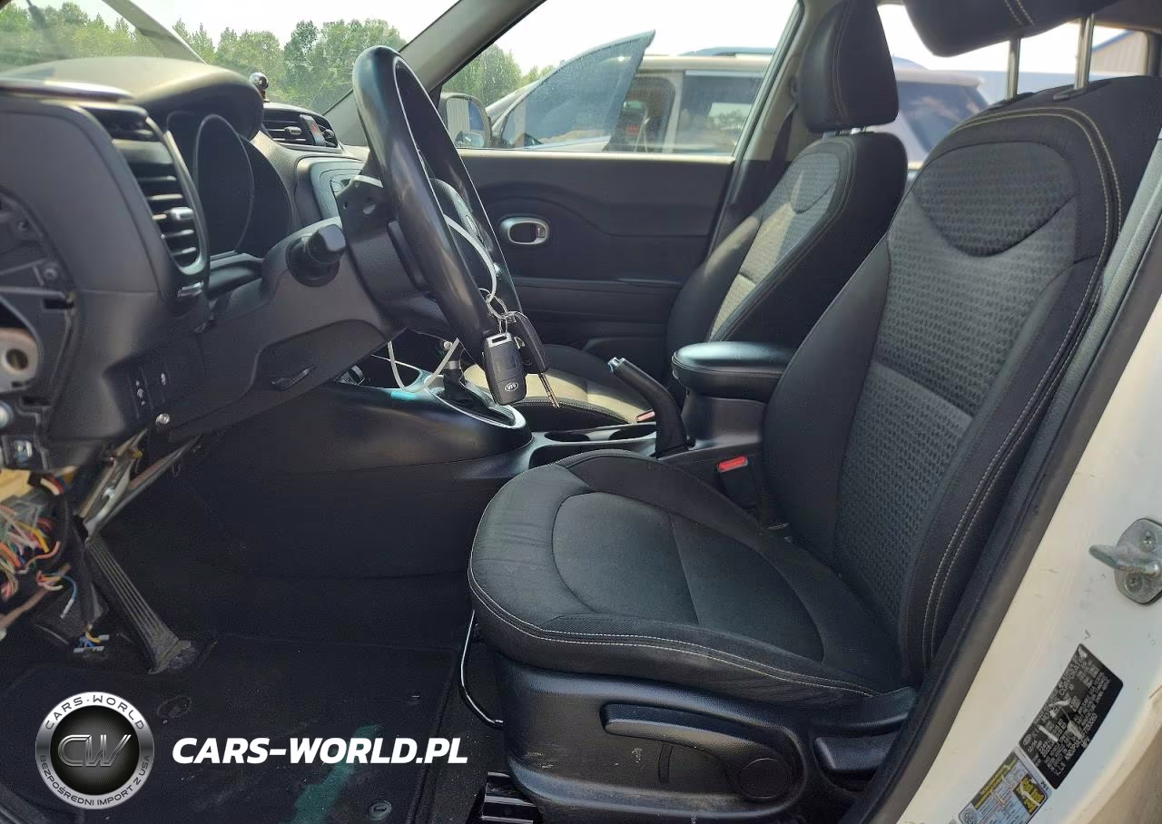 2015 Kia Soul + VIN:KNDJP3A54F7183060 - 7