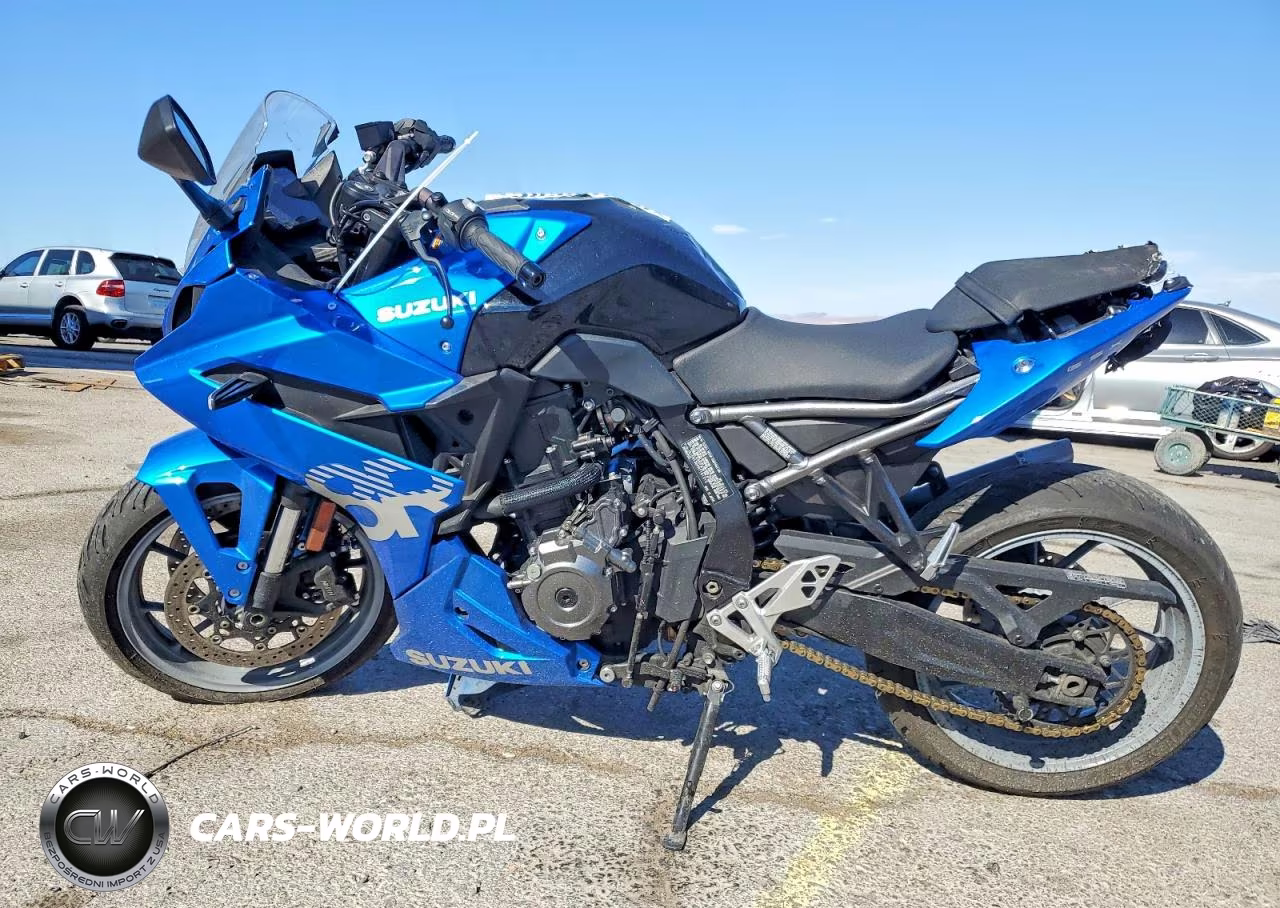 2024 Suzuki Gsx800 F VIN:JS1EM13B9R7101212 - 3