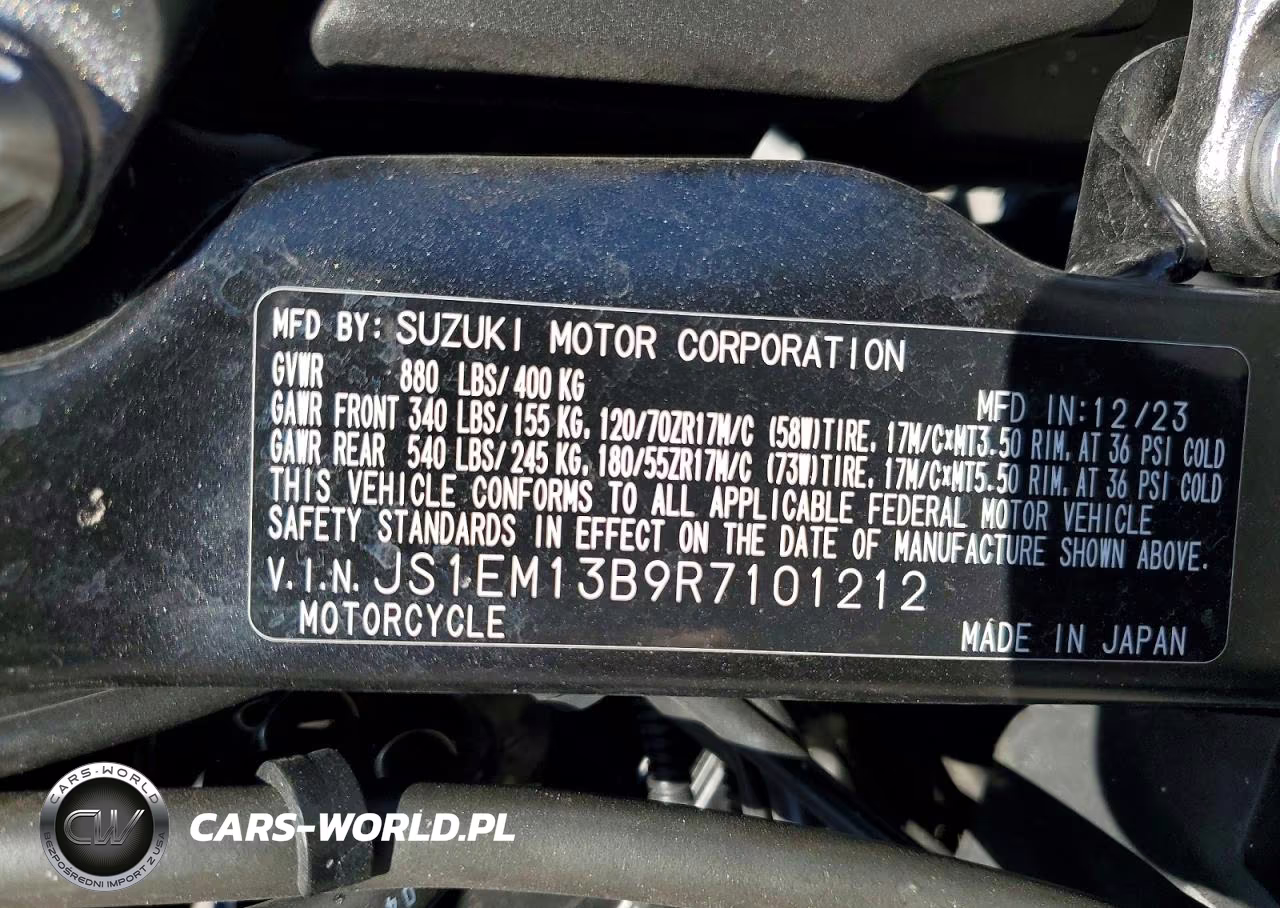 2024 Suzuki Gsx800 F VIN:JS1EM13B9R7101212 - 9