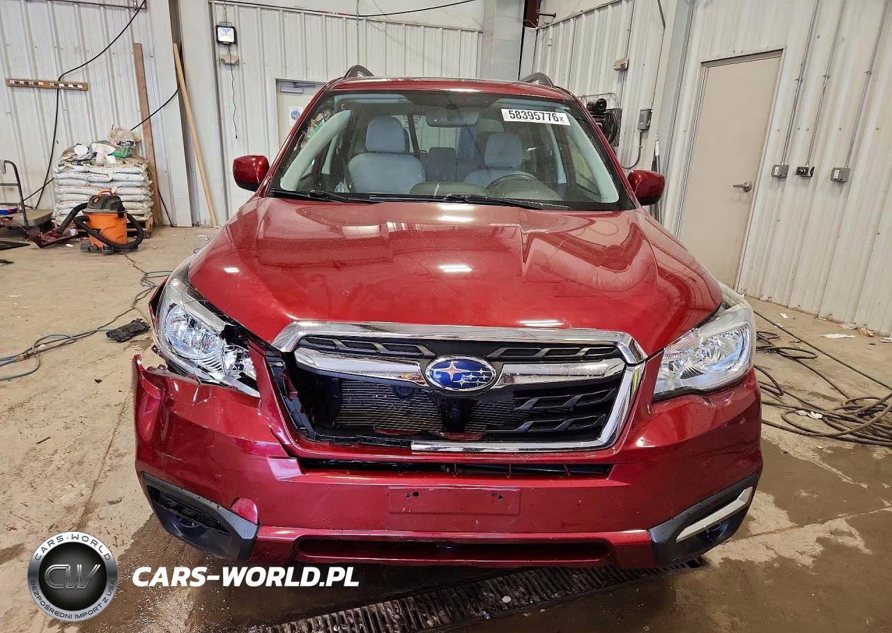 2018 Subaru Forester 2.5I Premium VIN:JF2SJAEC6JH565954 - 5