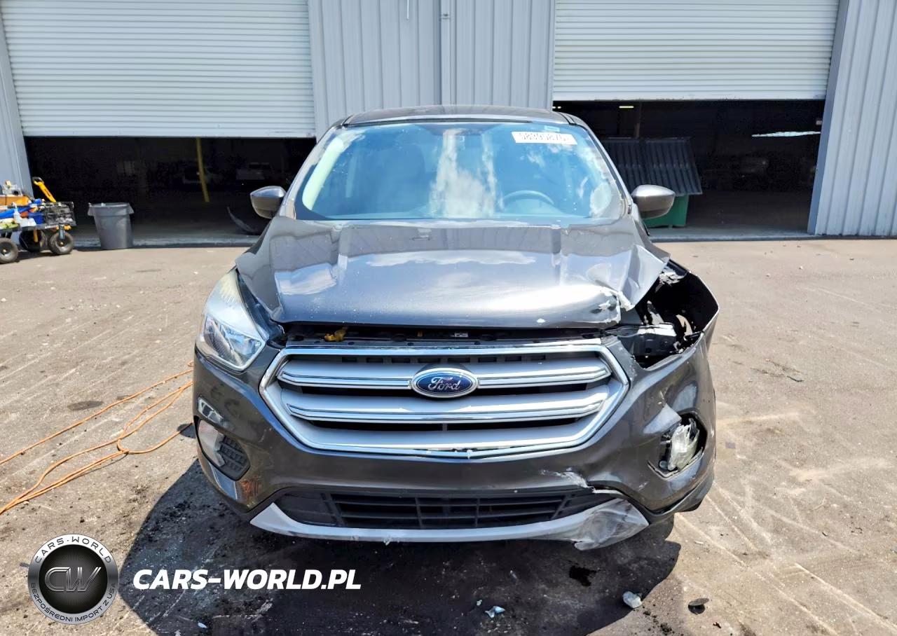 2019 Ford Escape Se VIN:1FMCU0GD6KUA55747 - 5