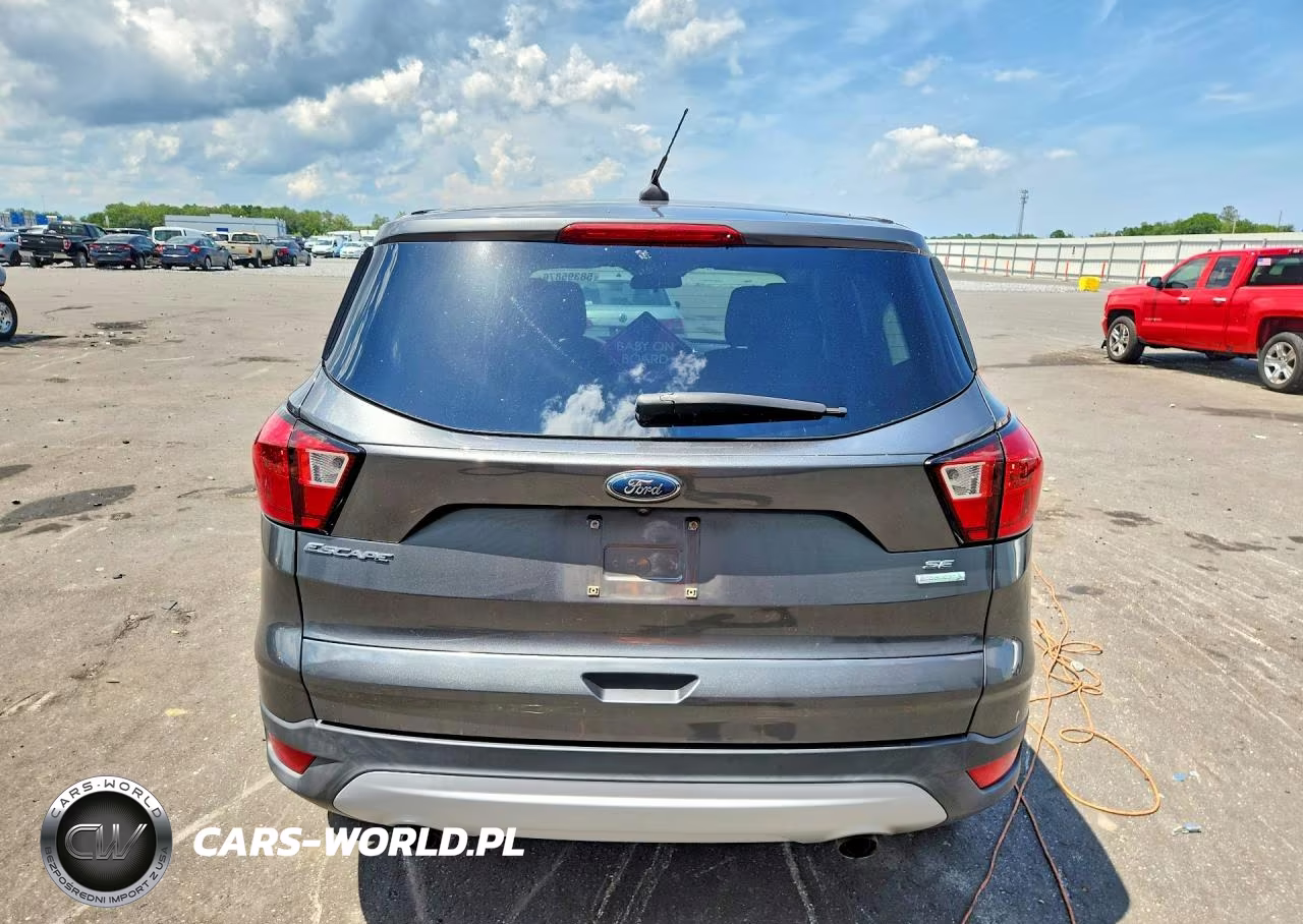 2019 Ford Escape Se VIN:1FMCU0GD6KUA55747 - 6