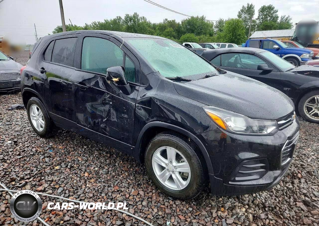 2020 Chevrolet Trax Ls VIN:KL7CJKSB5LB049866 - 4