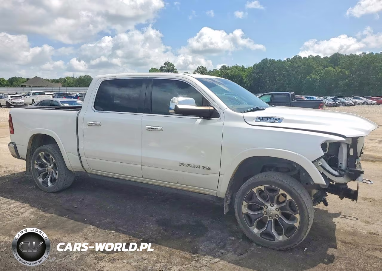 2019 Ram 1500 Longhorn VIN:1C6SRFKT8KN671339 - 4
