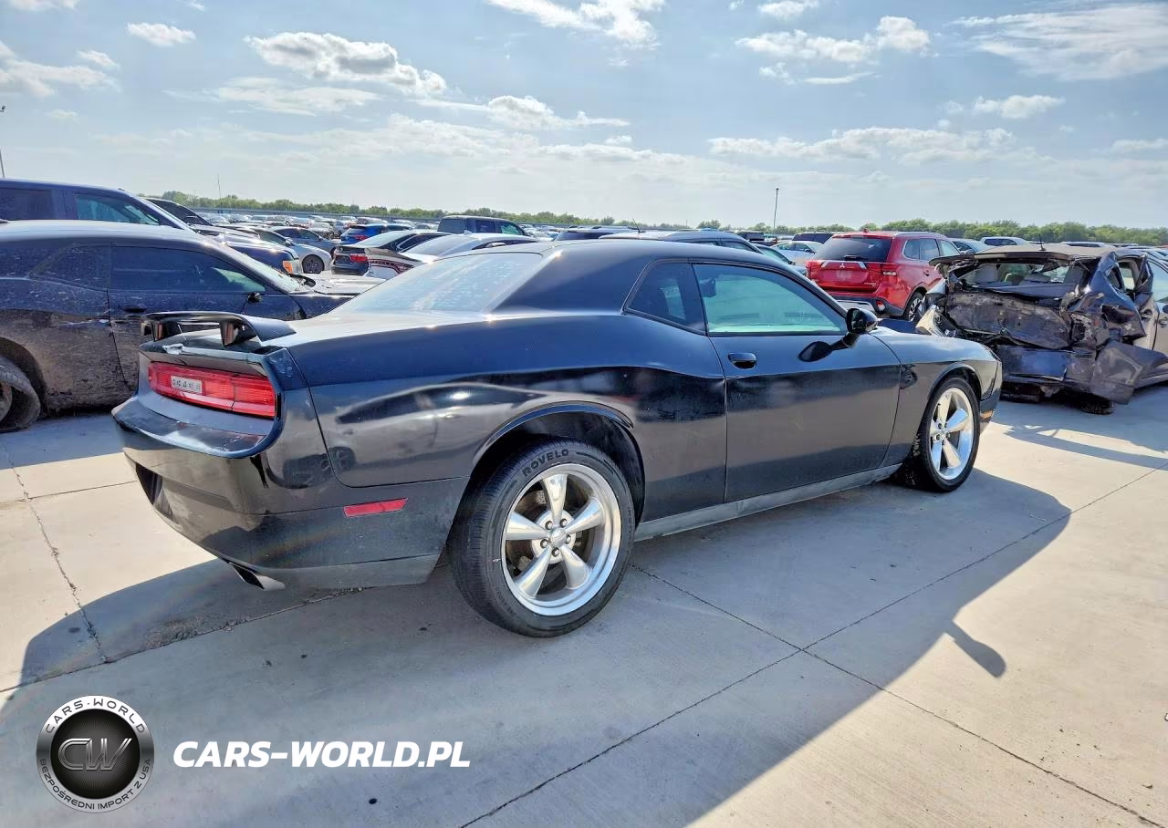 2013 Dodge Challenger Sxt VIN:2C3CDYAG3DH530402 - 3