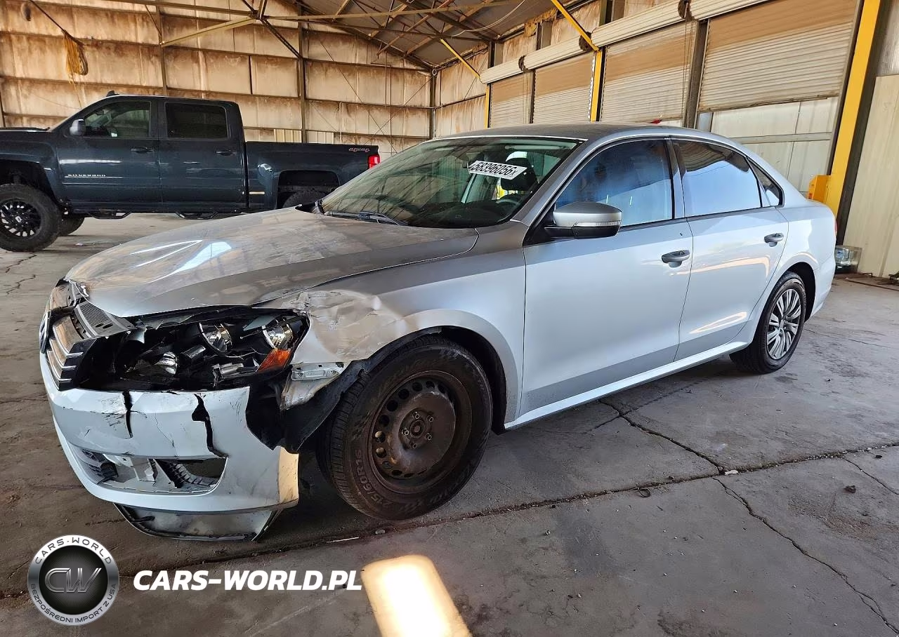 2015 Volkswagen Passat S – zdjęcie 1 z 12