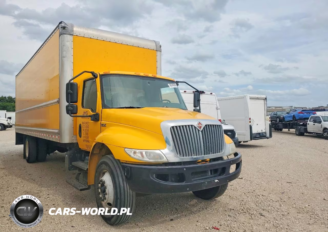 2020 International Mv607 Box Truck