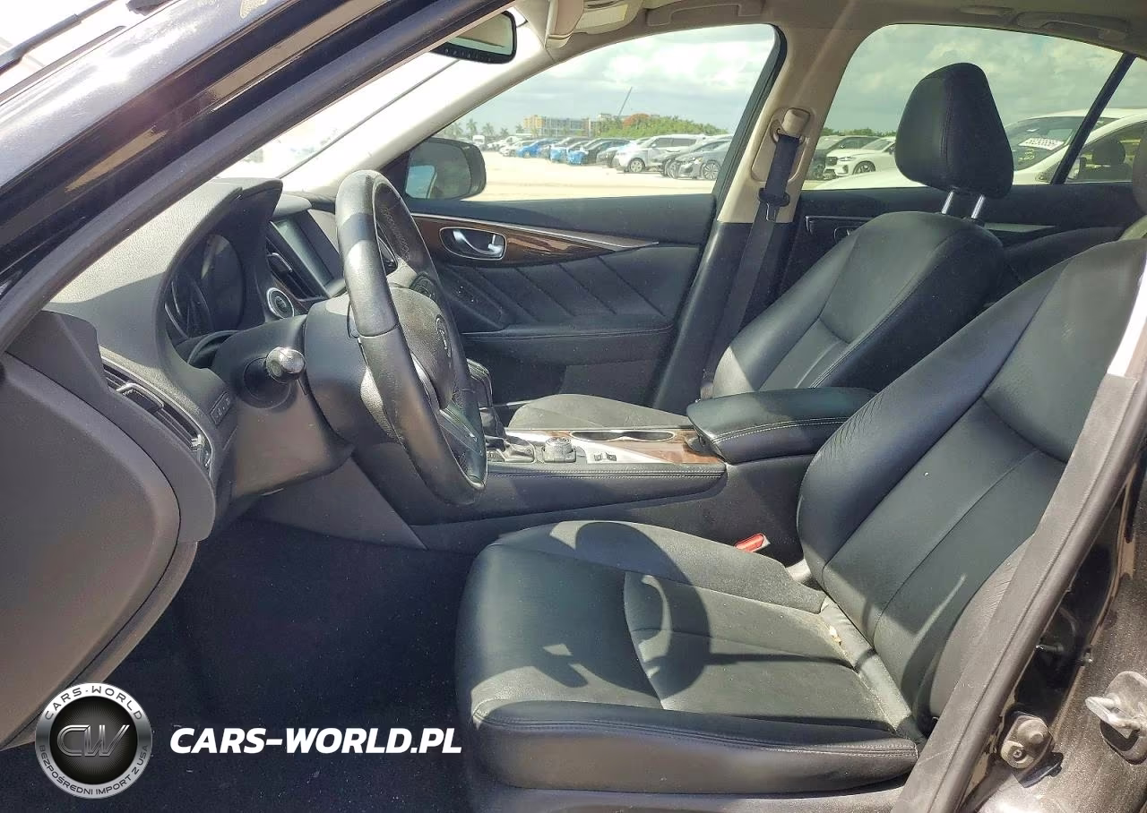 2019 Infiniti Q50 Luxe VIN:JN1EV7AP6KM514865 - 7