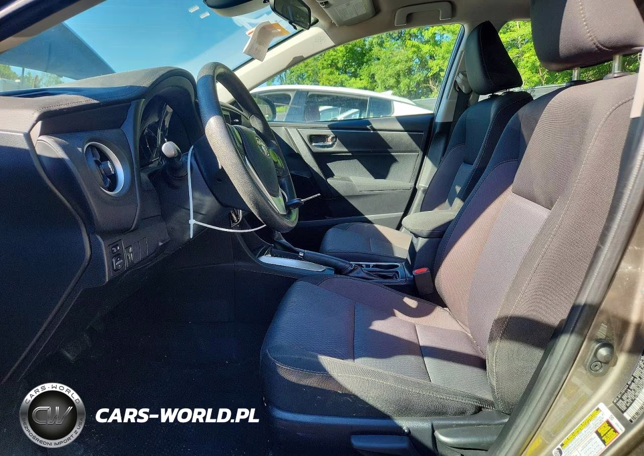 2017 Toyota Corolla Le VIN:2T1BURHE4HC875116 - 7