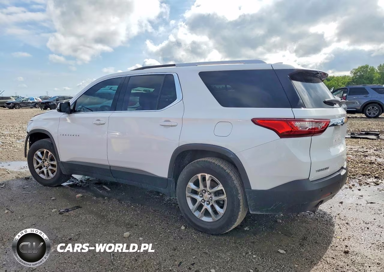2018 Chevrolet Traverse Lt VIN:1GNERGKW0JJ121247 - 2