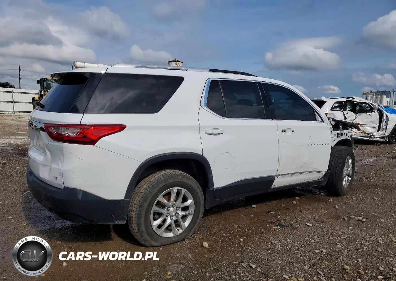 2018 Chevrolet Traverse Lt VIN:1GNERGKW0JJ121247 - 3