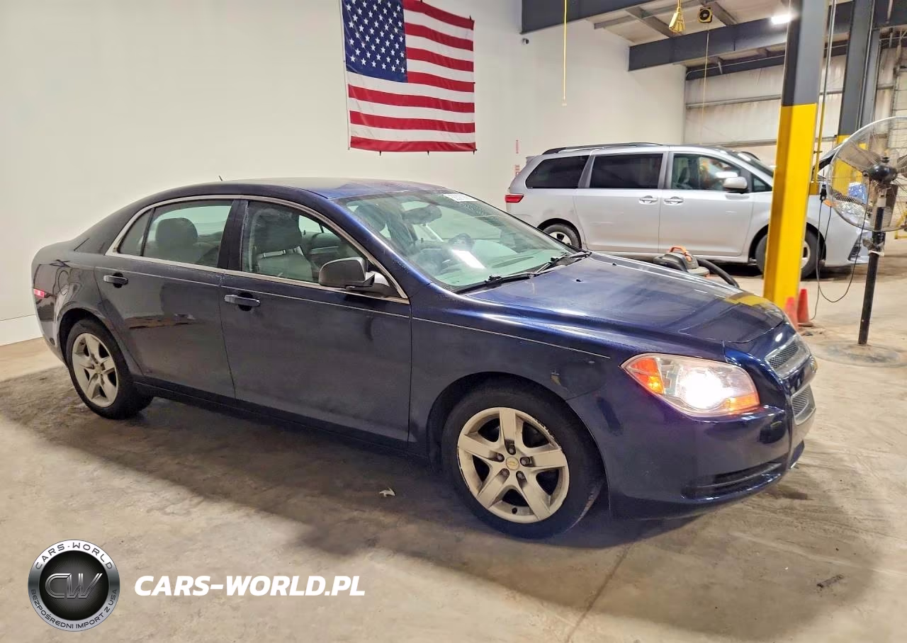 2011 Chevrolet Malibu Ls VIN:1G1ZB5E19BF285810 - 4