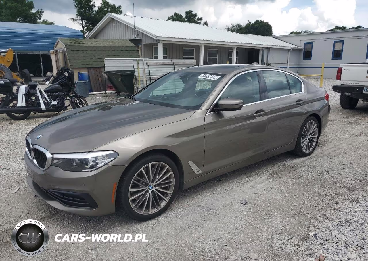 2019 BMW 530 Xi – zdjęcie 1 z 12