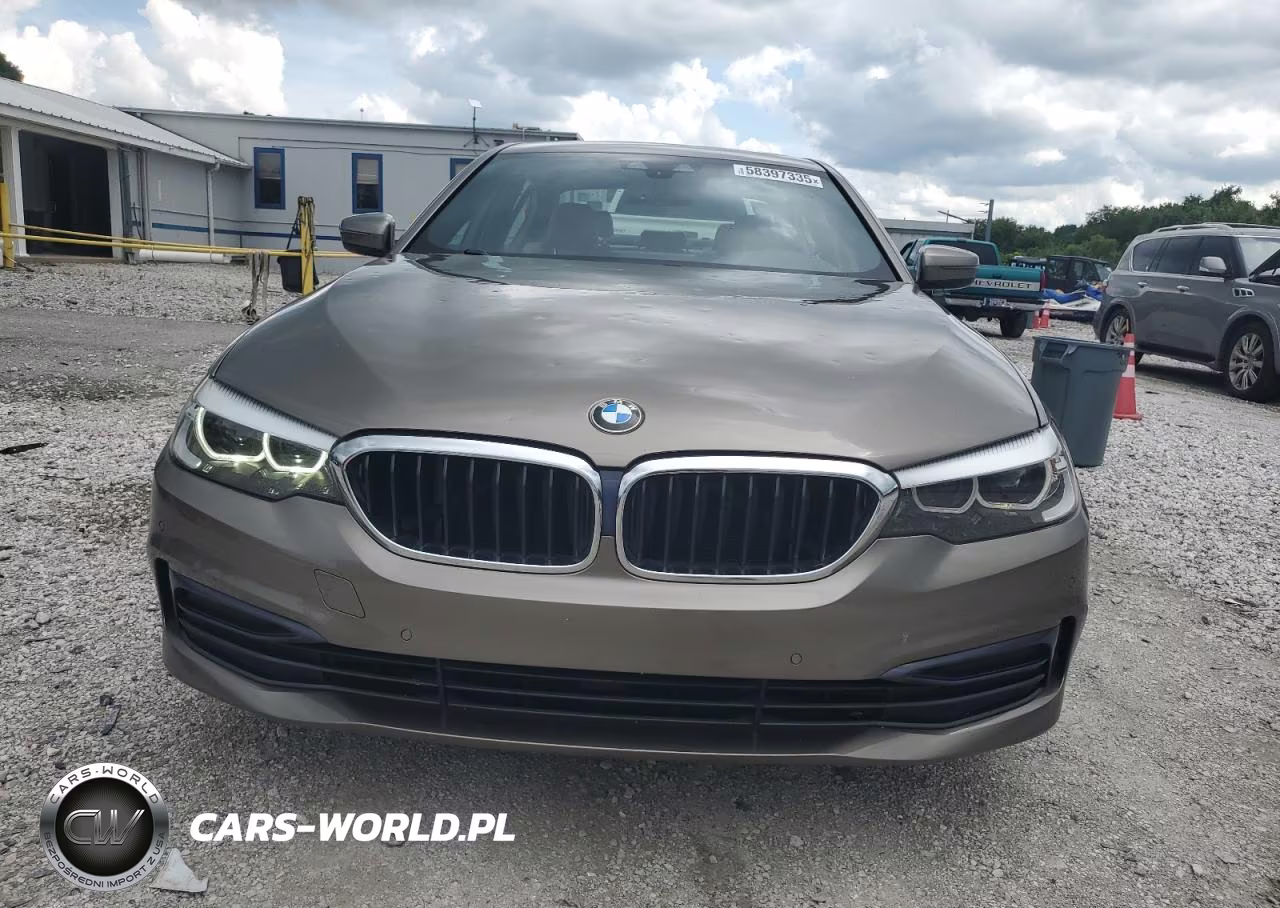 2019 BMW 530 Xi VIN:WBAJA7C51KG910457 - 5