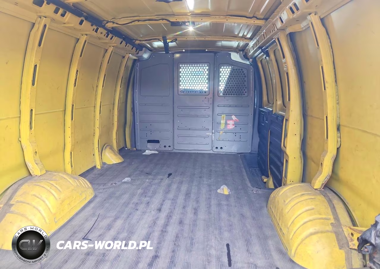 2019 Chev Express G2500 VIN:1GCWGAFP3K1336013 - 11