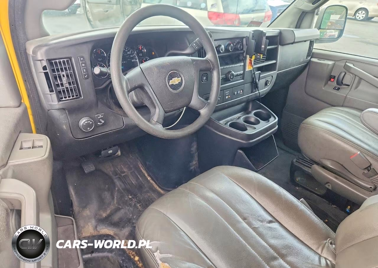 2019 Chev Express G2500 VIN:1GCWGAFP3K1336013 - 8