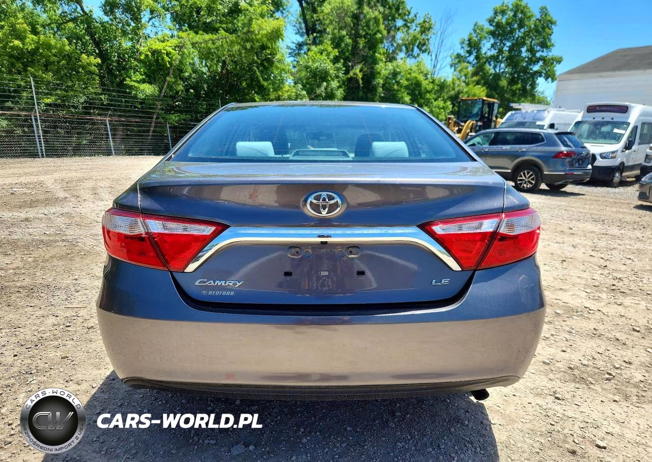 2016 Toyota Camry Le VIN:4T1BF1FK6GU180220 - 6