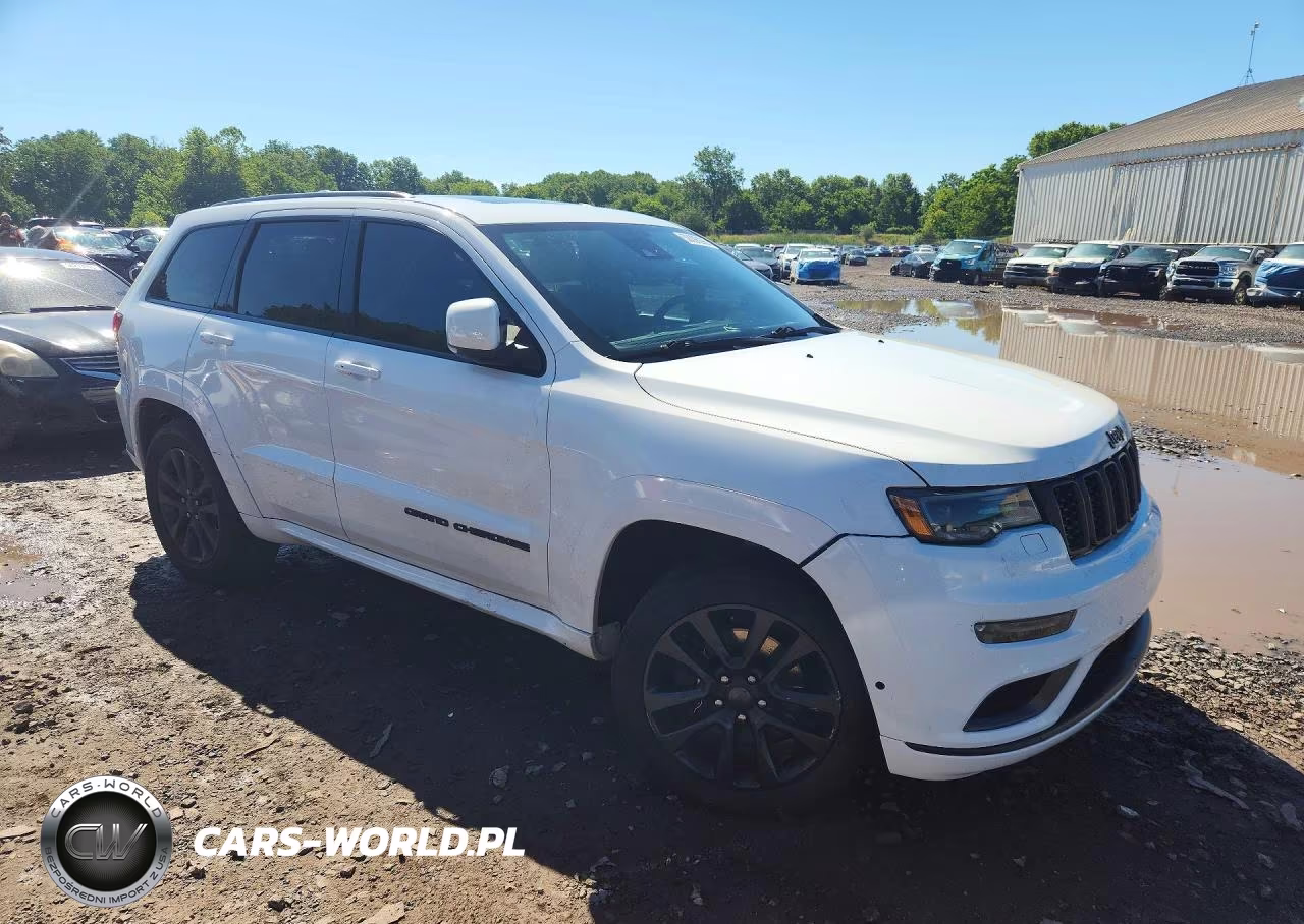 2018 Jeep Grand Cherokee Overland VIN:1C4RJFCM4JC436842 - 4