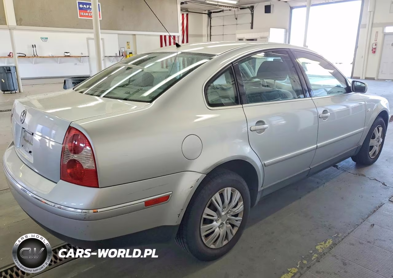 2004 Volkswagen Passat Gl VIN:WVWMD63B14P040820 - 3