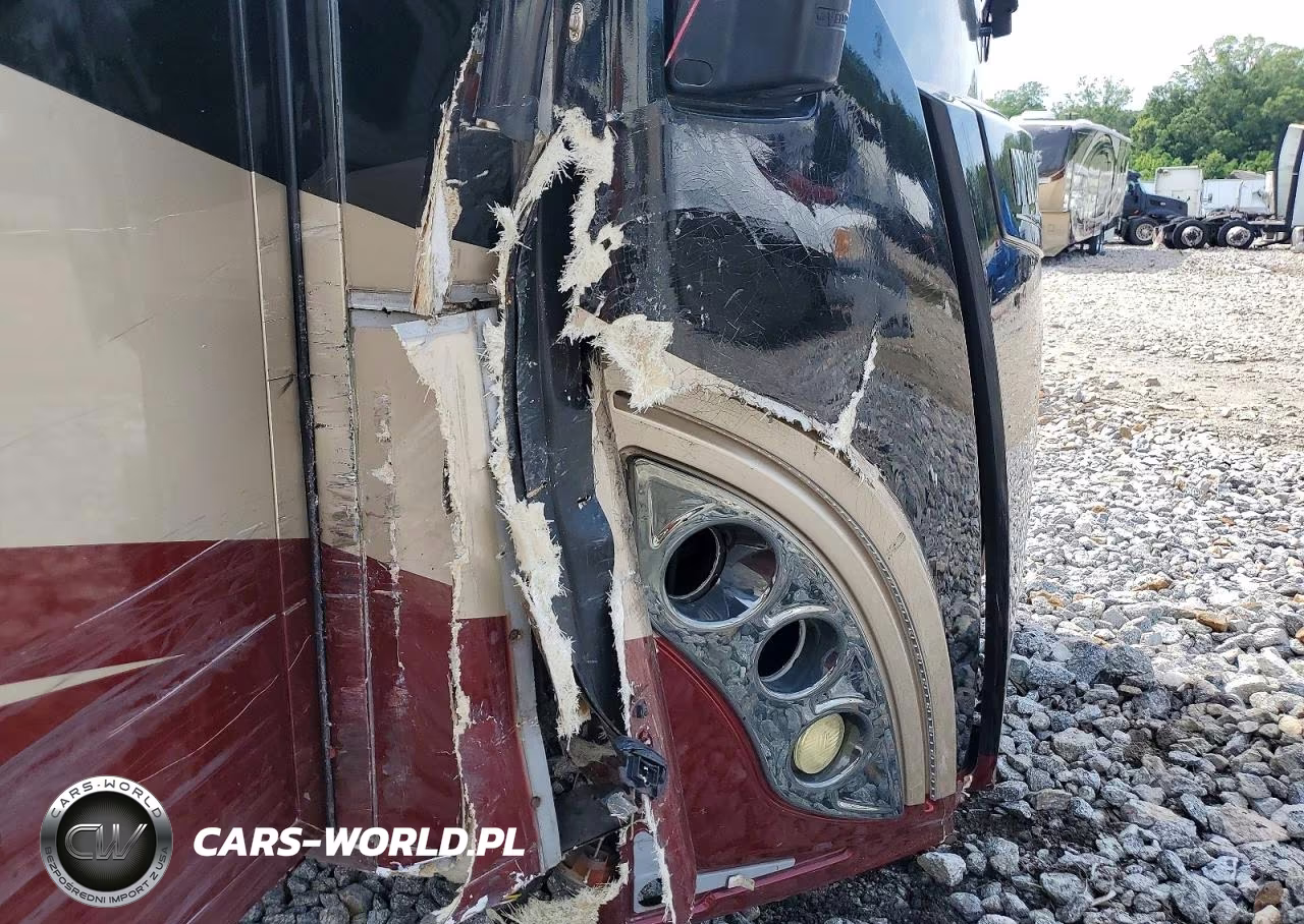 2016 Freightliner Chassis Xc - Rv VIN:4UZFCUCY0GCHY2379 - 9