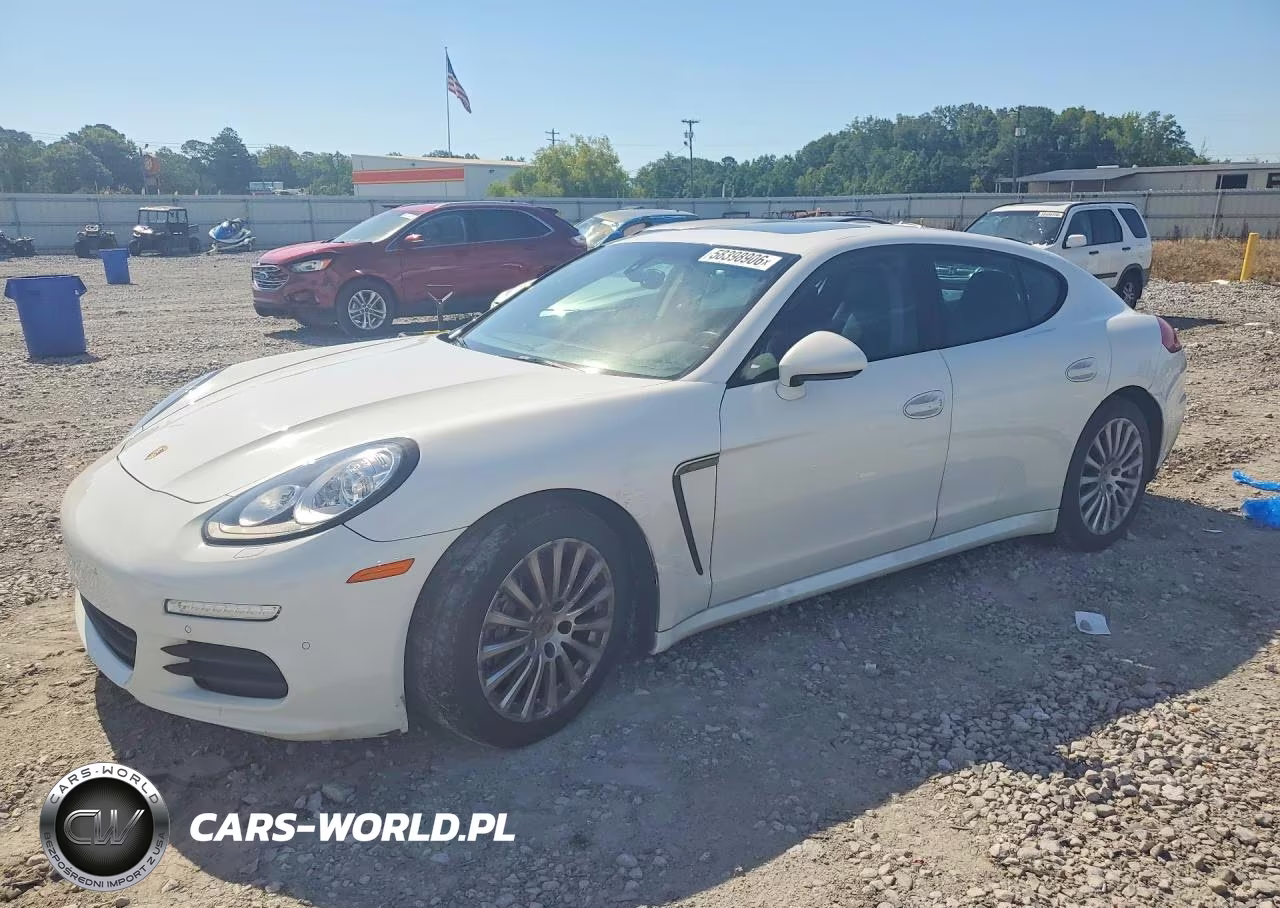 2016 Porsche Panamera 2