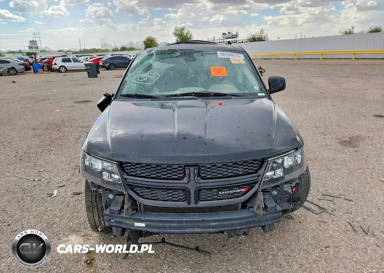 2020 Dodge Journey Crossroad VIN:3C4PDCGB5LT201444 - 5