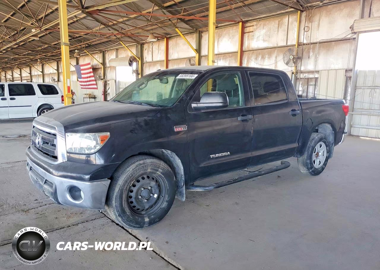 2013 Toyota Tundra Crewmax Sr5