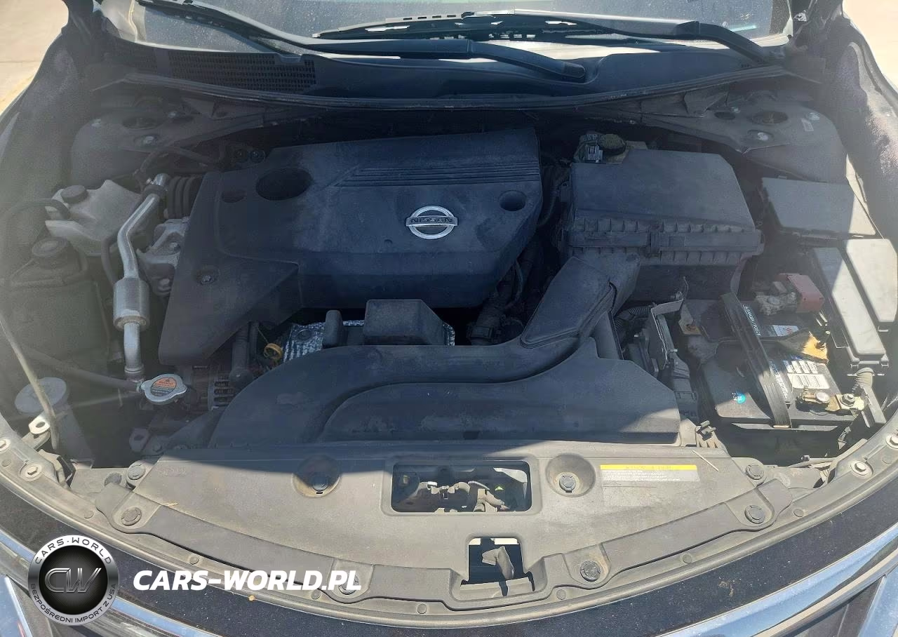 2015 Nissan Altima 2.5 S VIN:1N4AL3AP8FN870444 - 11