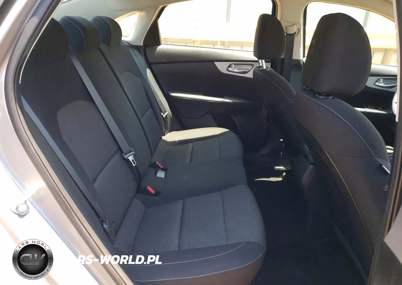 2023 Kia Forte Lxs VIN:3KPF24AD9PE626208 - 10