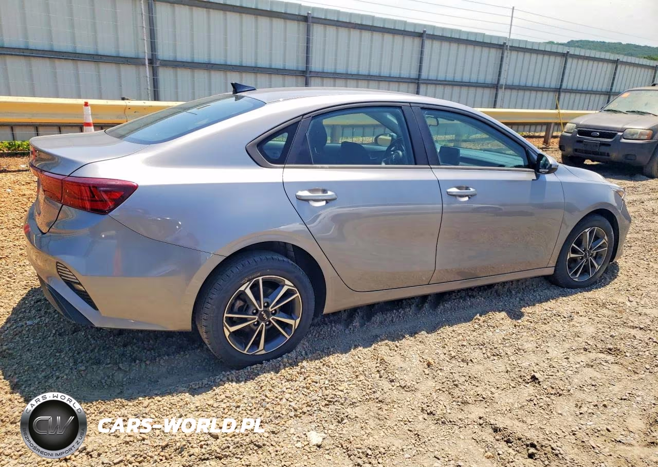 2023 Kia Forte Lxs VIN:3KPF24AD9PE626208 - 3