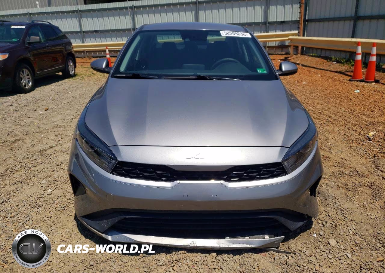 2023 Kia Forte Lxs VIN:3KPF24AD9PE626208 - 5