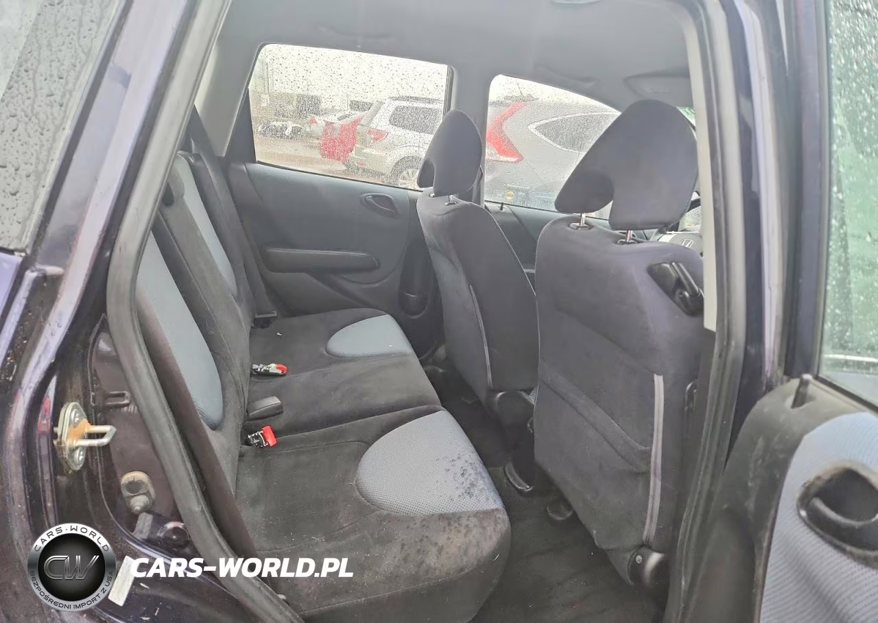 2008 Honda Fit Sport VIN:JHMGD38608S024729 - 10
