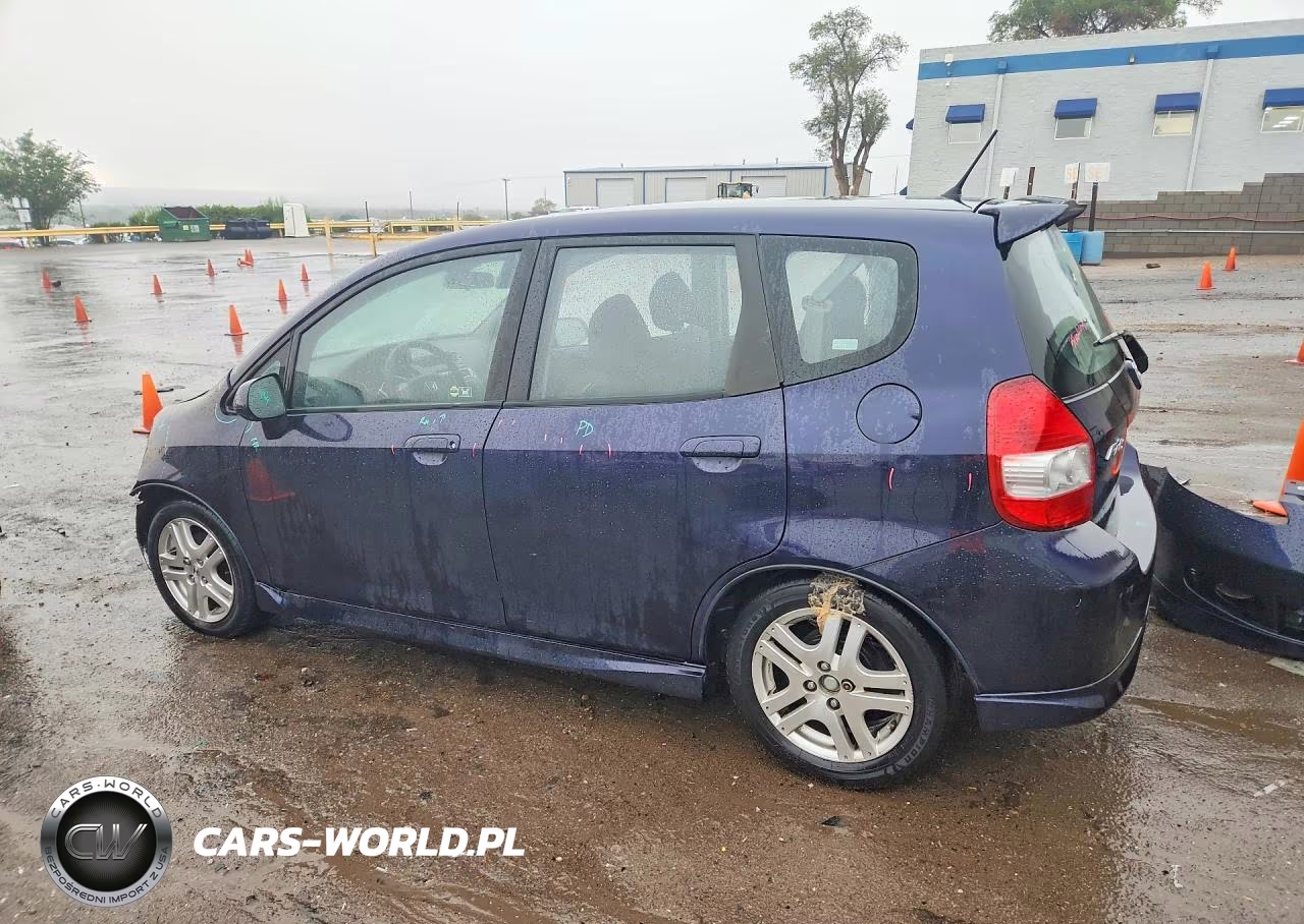 2008 Honda Fit Sport VIN:JHMGD38608S024729 - 2