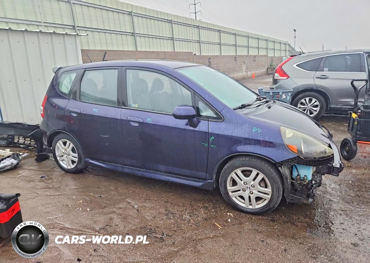 2008 Honda Fit Sport VIN:JHMGD38608S024729 - 4