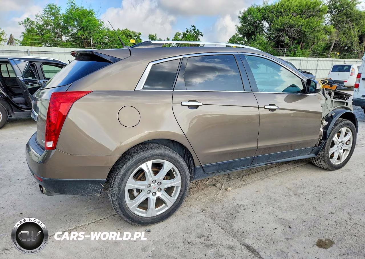 2014 Cadillac Srx Luxury Collection VIN:3GYFNBE31ES564924 - 3
