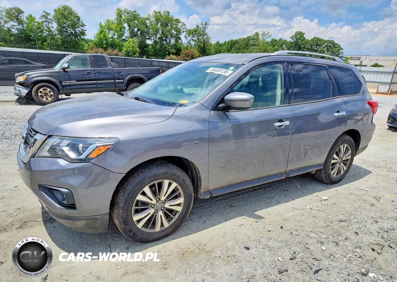 2018 Nissan Pathfinder Sv – zdjęcie 1 z 13