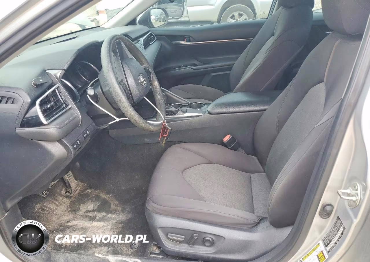 2018 Toyota Camry Le VIN:4T1B11HK6JU515771 - 7