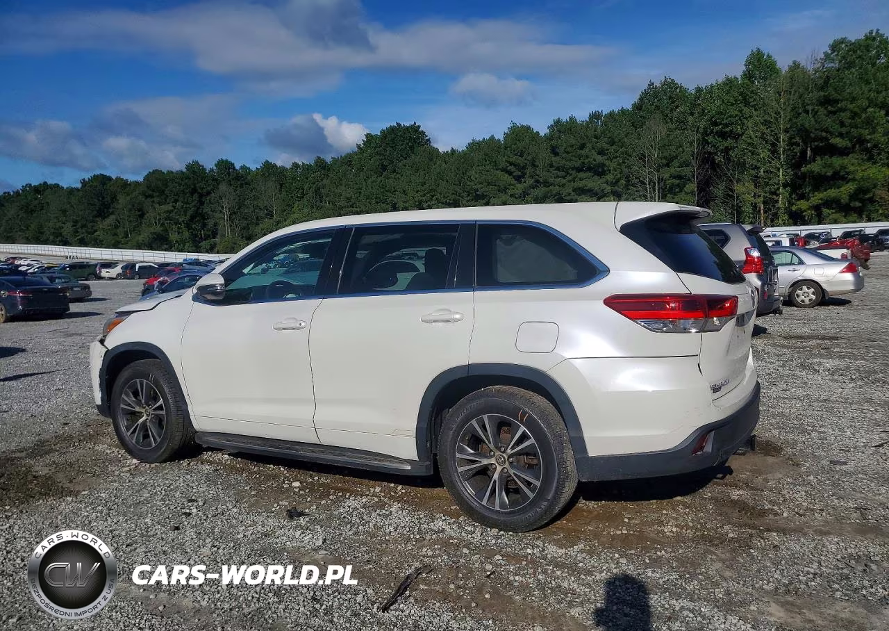 2017 Toyota Highlander Le VIN:5TDZZRFH5HS211184 - 2