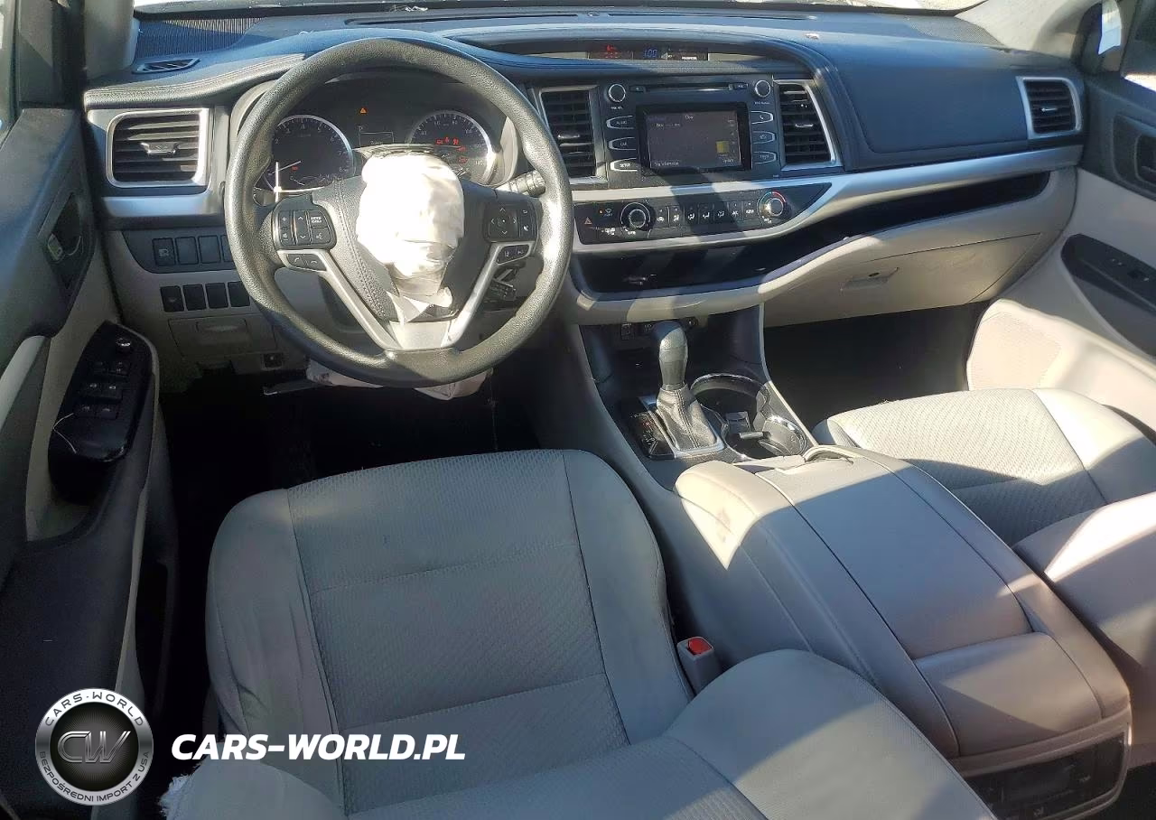 2017 Toyota Highlander Le VIN:5TDZZRFH5HS211184 - 8
