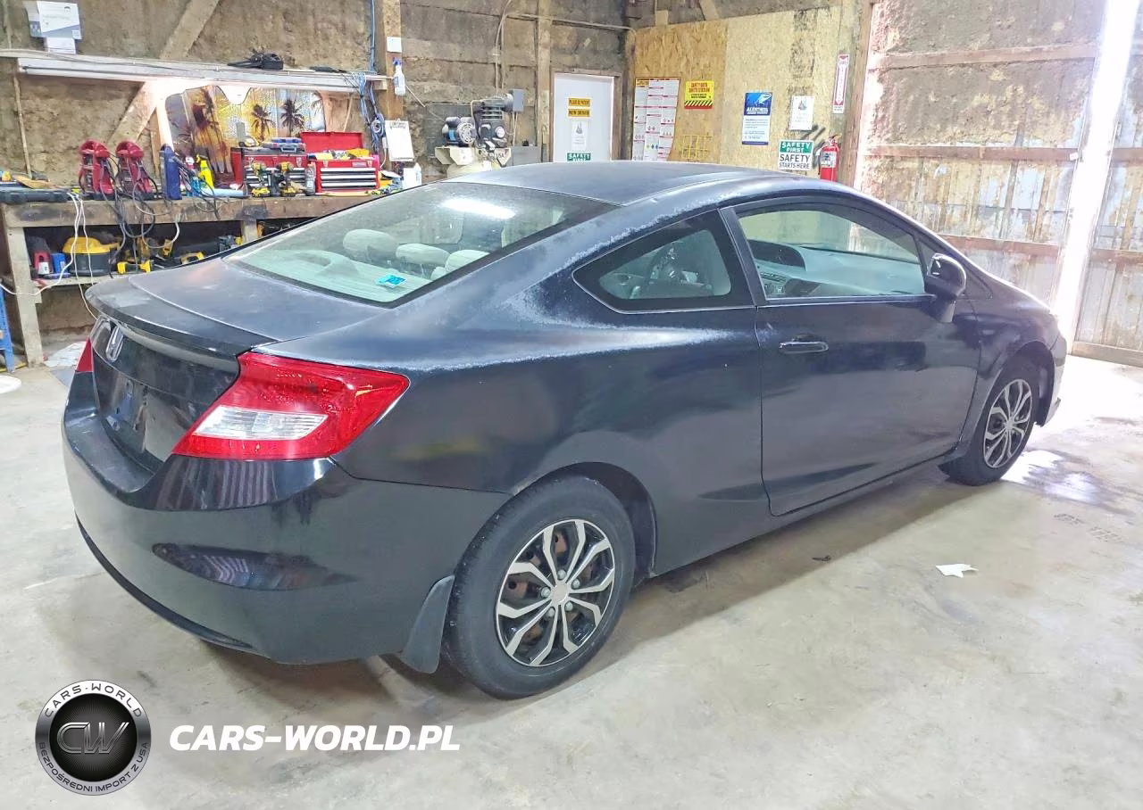 2012 Honda Civic Lx VIN:2HGFG3A58CH523995 - 3